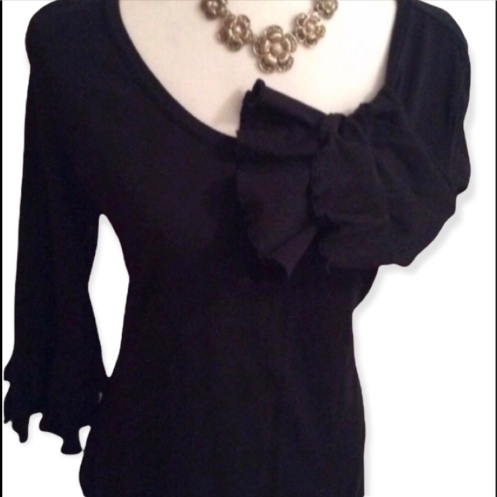 Designer top bell sleeves NWOT